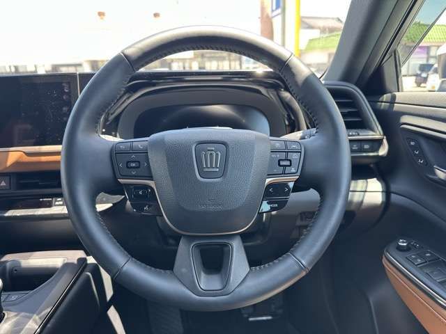 TOYOTA CROWN CROSSOVER 2023