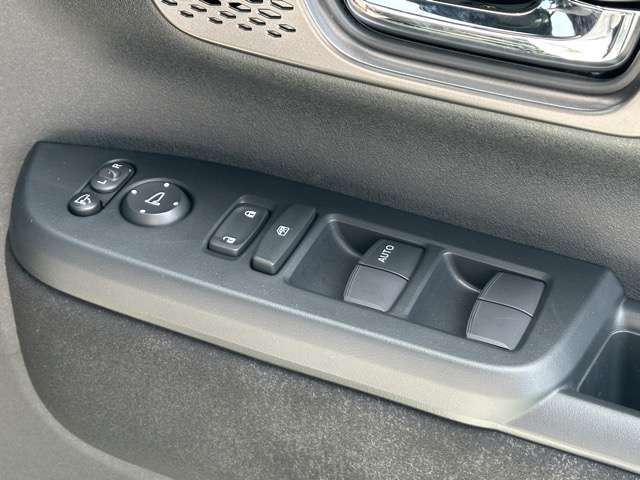 HONDA N BOX CUSTOM 2025