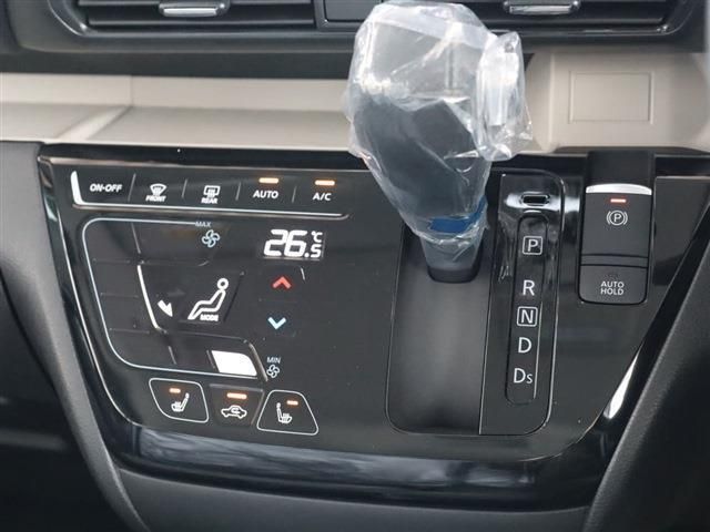 MITSUBISHI DELICA MINI 2025