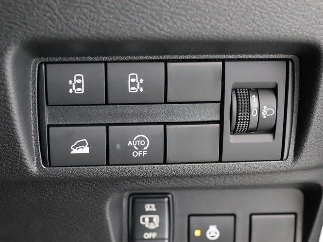 MITSUBISHI DELICA MINI 2025