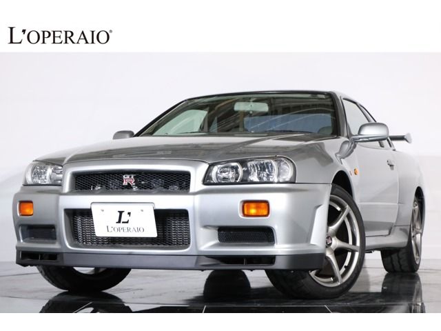 NISSAN SKYLINE GT-R 2000