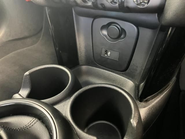 BMW MINI COOPER S 2022