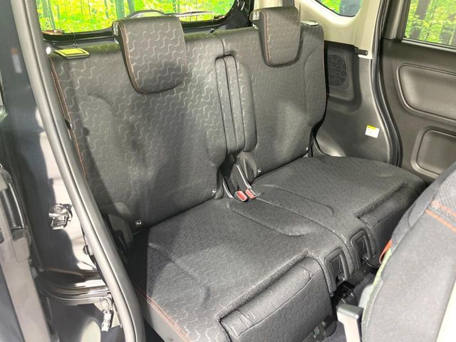 SUZUKI Spacia GEAR 2024