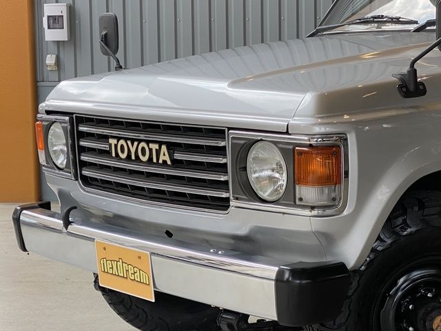 TOYOTA LANDCRUISER van 1986