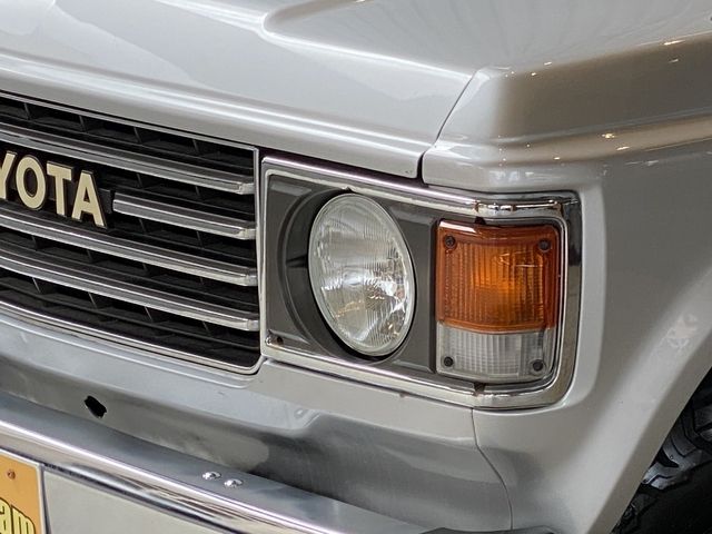 TOYOTA LANDCRUISER van 1986