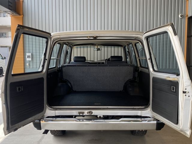 TOYOTA LANDCRUISER van 1986