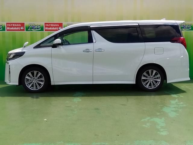 TOYOTA ALPHARD 2022