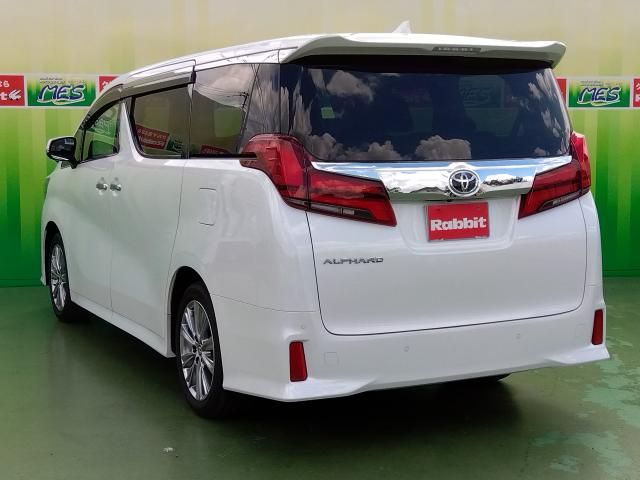 TOYOTA ALPHARD 2022