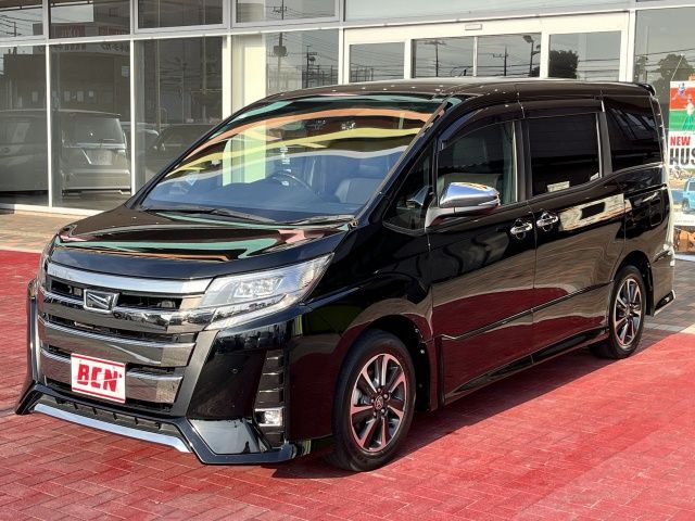 TOYOTA NOAH 2020