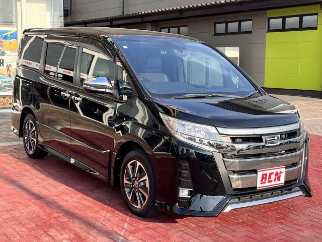 TOYOTA NOAH 2020