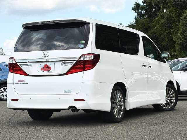 TOYOTA ALPHARD 2013
