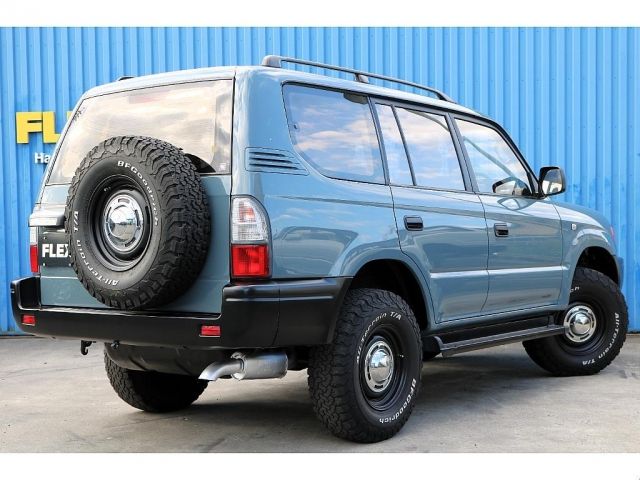 TOYOTA LANDCRUISER PRADO 2001