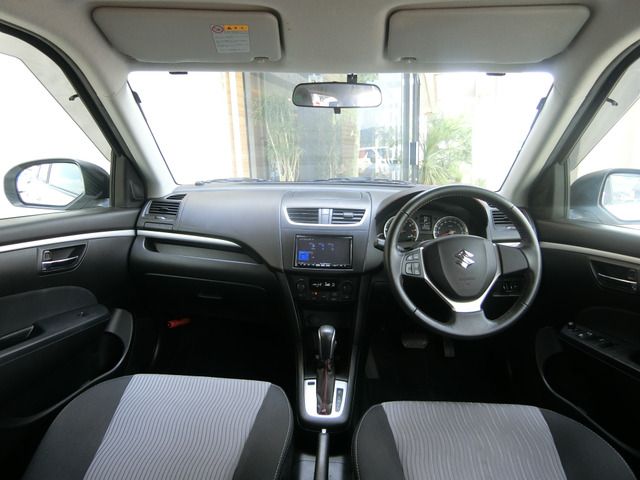 SUZUKI SWIFT 2012