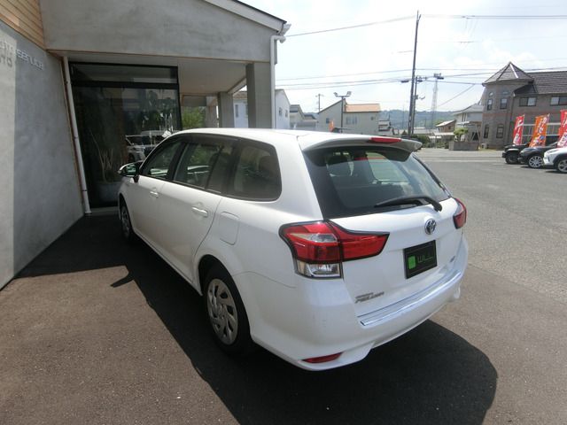 TOYOTA COROLLA FIELDER HYBRID 2018