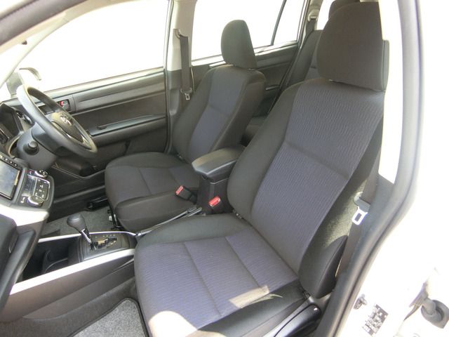 TOYOTA COROLLA FIELDER HYBRID 2018