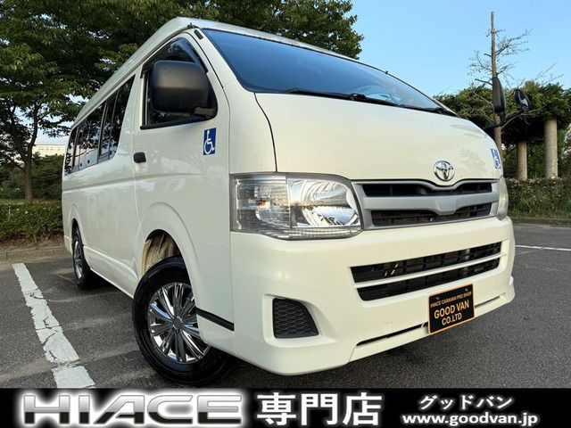 TOYOTA HIACE van 4WD 2011