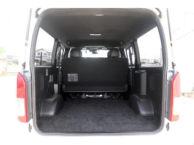 TOYOTA HIACE van 2WD 2019