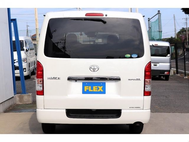 TOYOTA HIACE van 2WD 2019