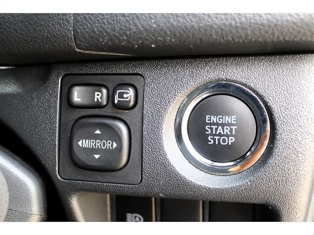 TOYOTA HIACE van 2WD 2019