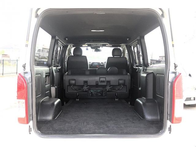 TOYOTA HIACE van 2WD 2019