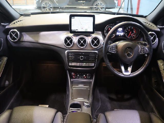 MERCEDES BENZ MERCEDES BENZ GLA class 2018