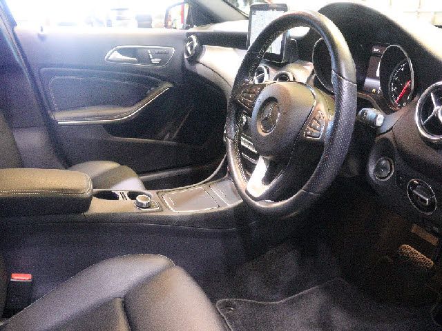 MERCEDES BENZ MERCEDES BENZ GLA class 2018