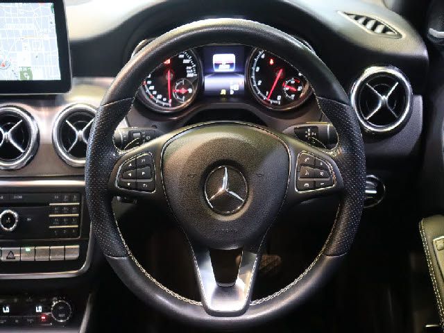 MERCEDES BENZ MERCEDES BENZ GLA class 2018