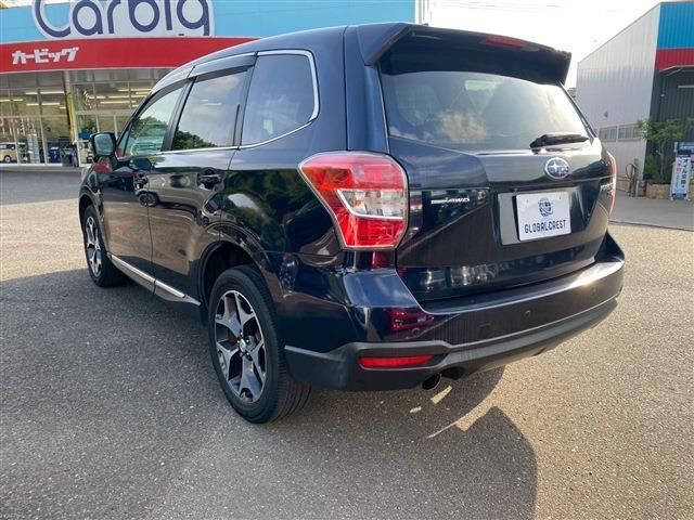 SUBARU FORESTER 2015