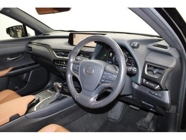 TOYOTA LEXUS UX250h 2018