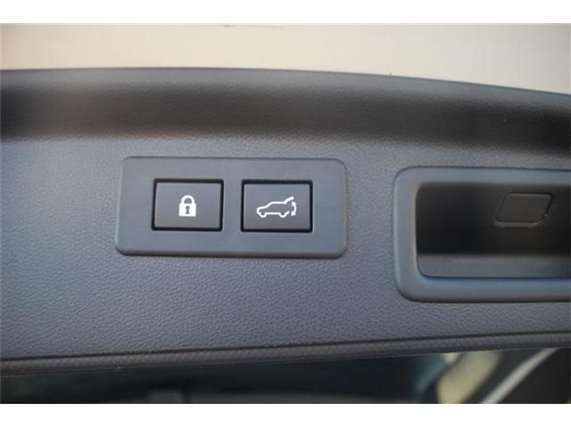 SUBARU FORESTER 2018