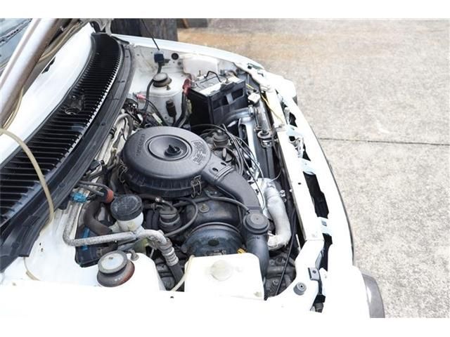 DAIHATSU MIRA van 1996