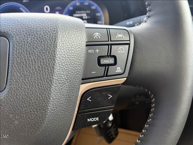 TOYOTA CROWN SPORT 2024