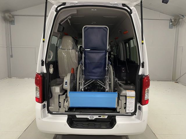 NISSAN CARAVAN van 2WD 2025