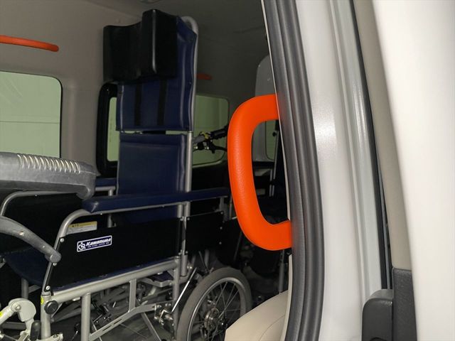 NISSAN CARAVAN van 2WD 2025