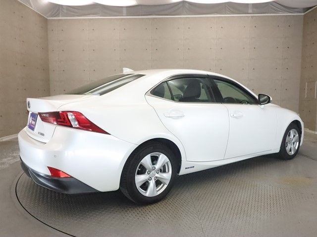 TOYOTA LEXUS IS300h 2014