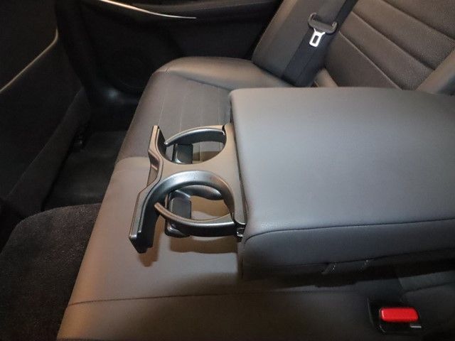 TOYOTA LEXUS IS300h 2014