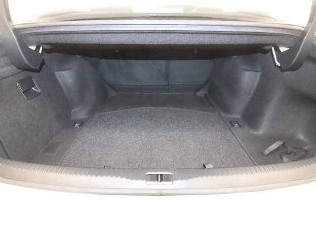 TOYOTA LEXUS IS300h 2014