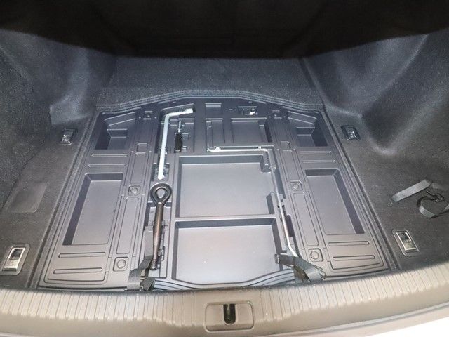 TOYOTA LEXUS IS300h 2014