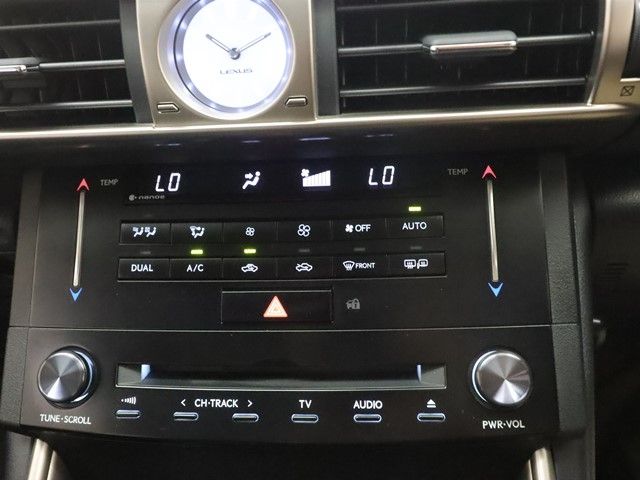 TOYOTA LEXUS IS300h 2014