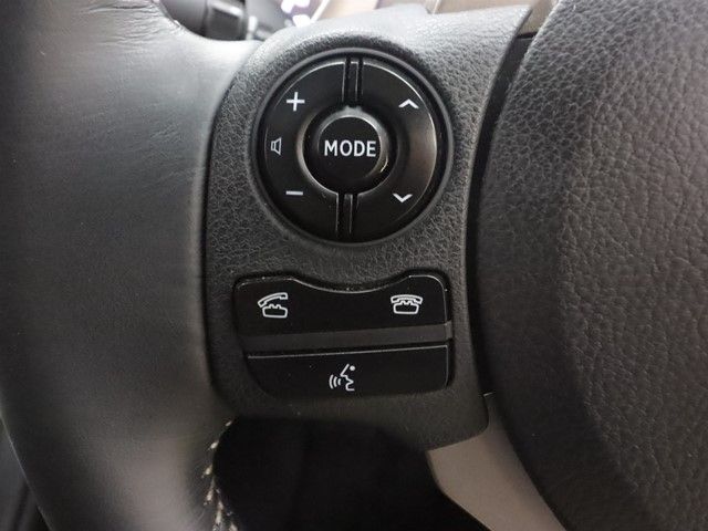 TOYOTA LEXUS IS300h 2014