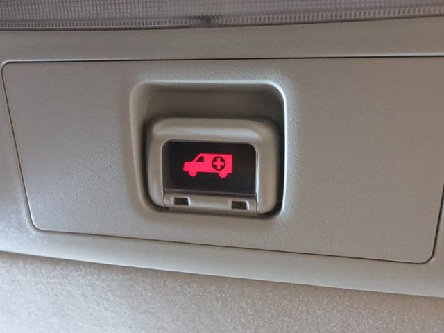 TOYOTA LEXUS IS300h 2014