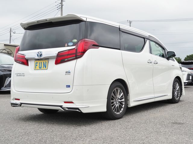 TOYOTA ALPHARD hybrid 4WD 2020