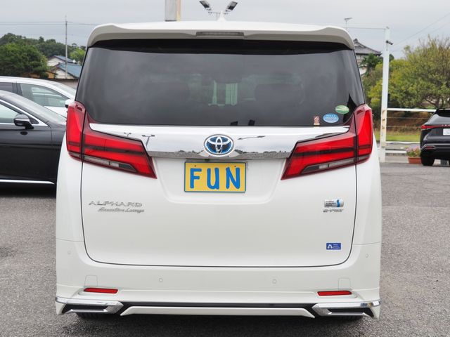 TOYOTA ALPHARD hybrid 4WD 2020