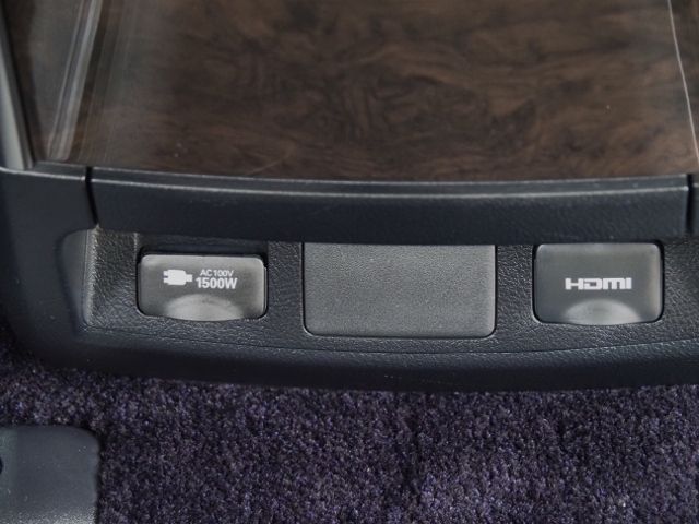 TOYOTA ALPHARD hybrid 4WD 2020