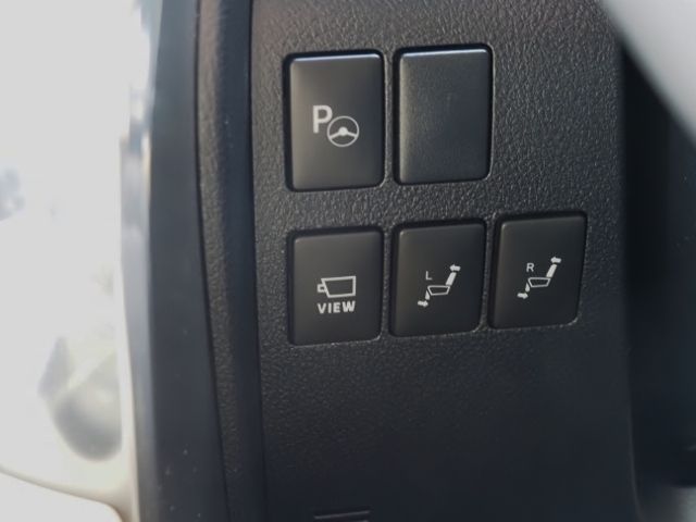 TOYOTA ALPHARD hybrid 4WD 2020