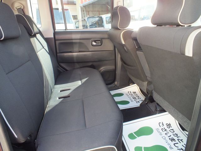 DAIHATSU MOVE CONTE CUSTOM 2011