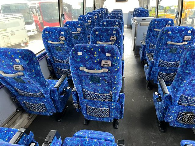 MITSUBISHI FUSOU AERO ACE 2009