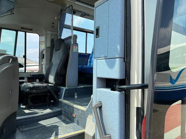 MITSUBISHI FUSOU AERO ACE 2011