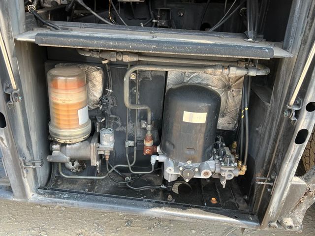 MITSUBISHI FUSOU AERO ACE 2011