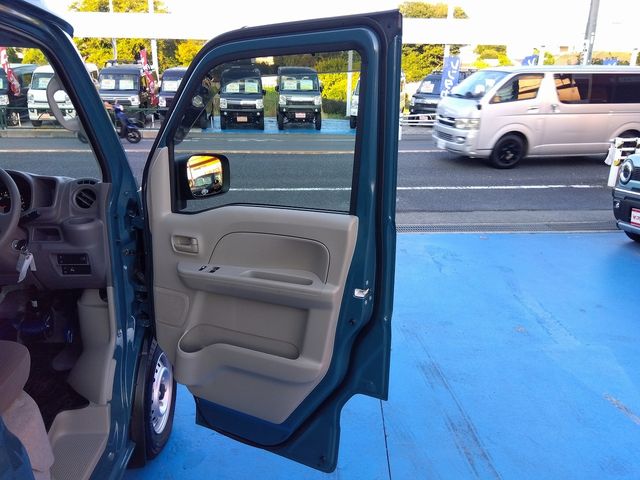 SUZUKI EVERY van 2024